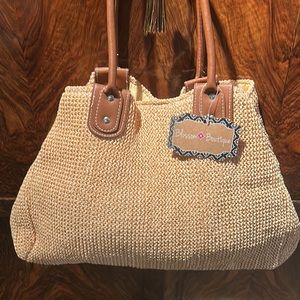 🔥HP🔥NWT Raffia Summer Bag, faux leather handles, beige